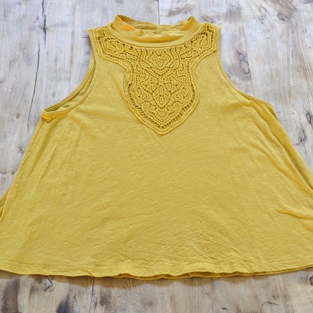 H.I.P tank top size S